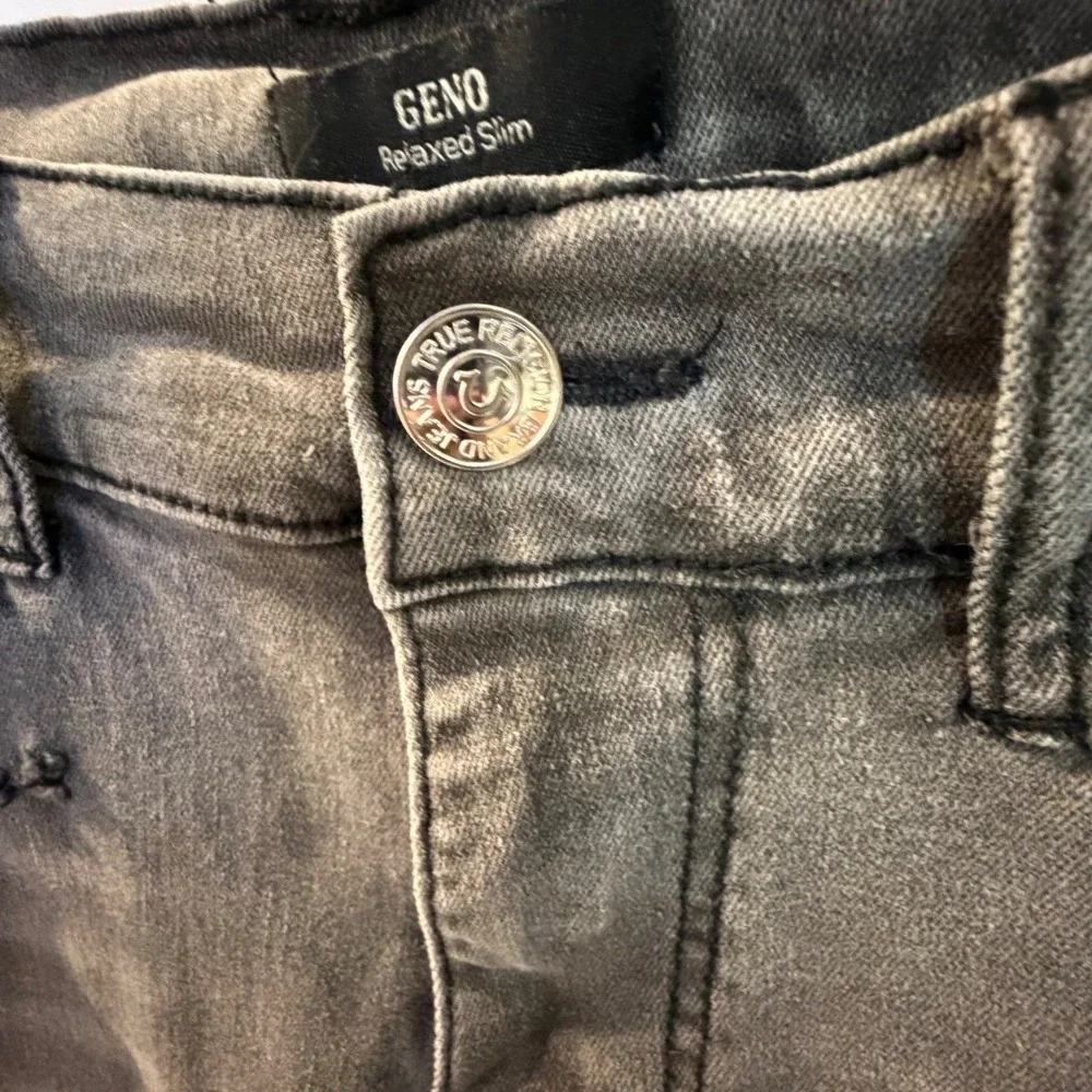 True Religion Mens Jeans Geno Relaxed Slim Gray Size 34 Flawed